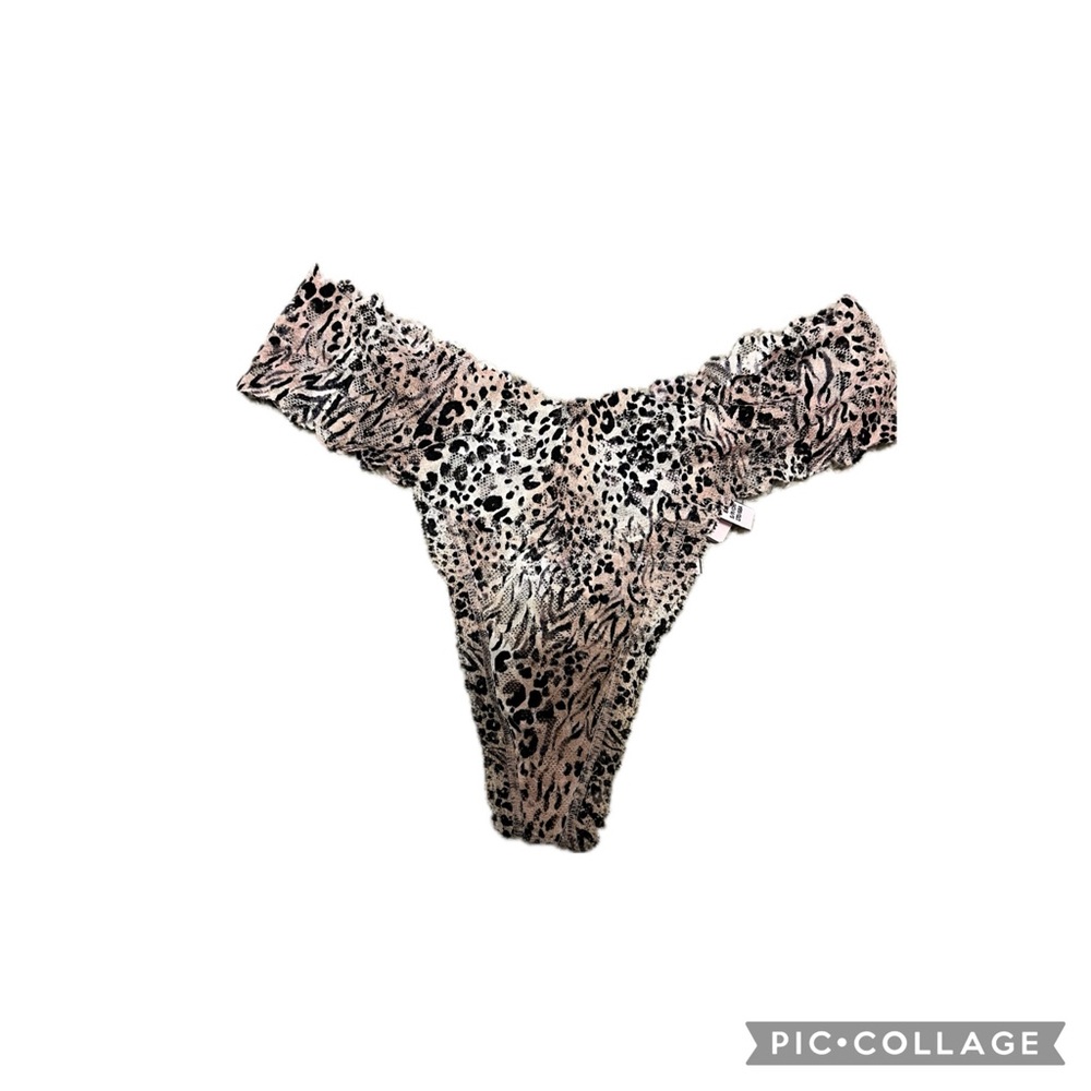 BNWT Victoria’s Secret thong panty